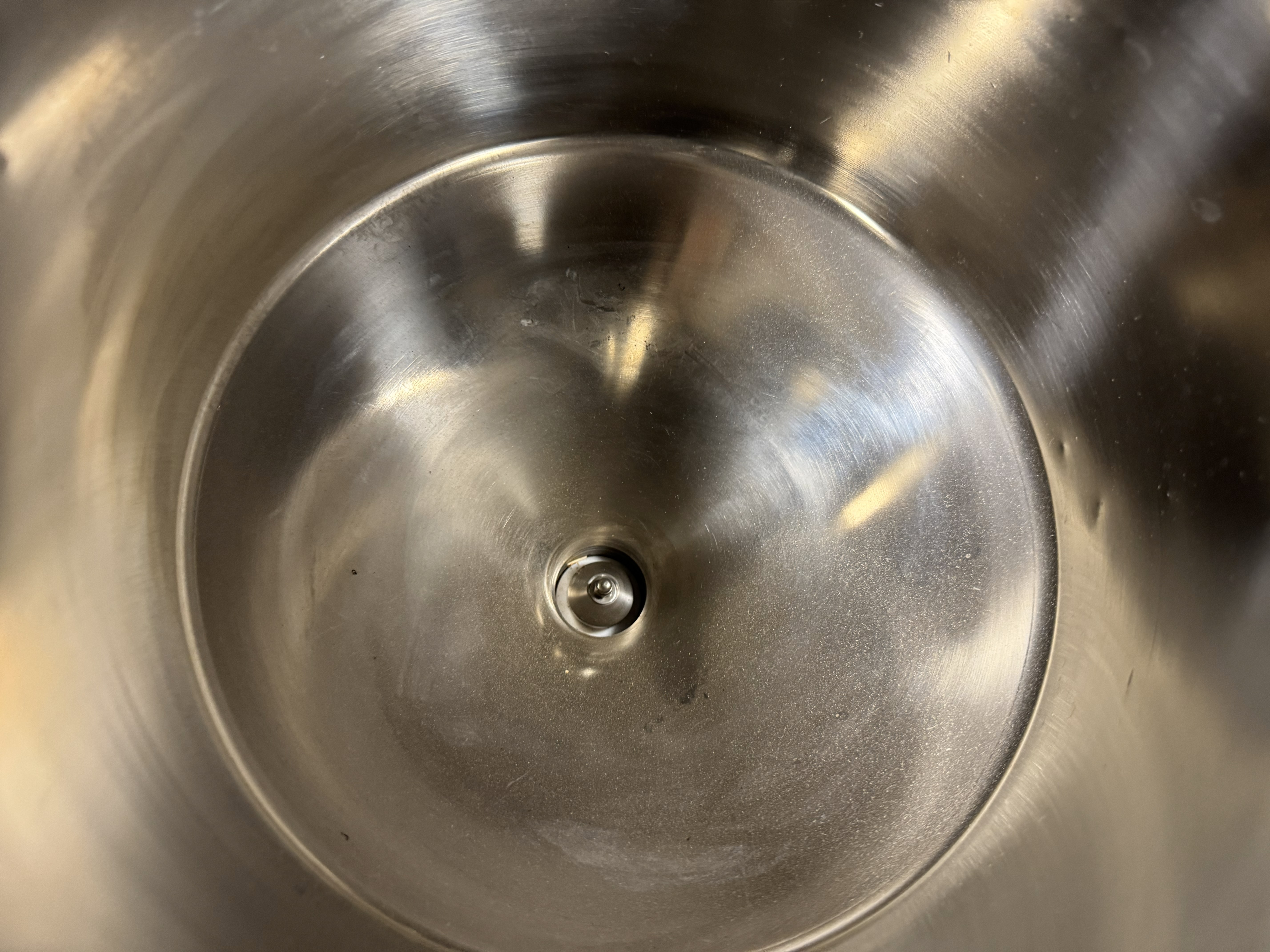 Tested BENCHTOP PISTON FILLER