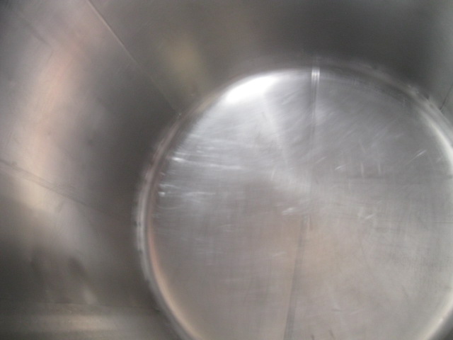 Used 4000 GALLON STORAGE TANK