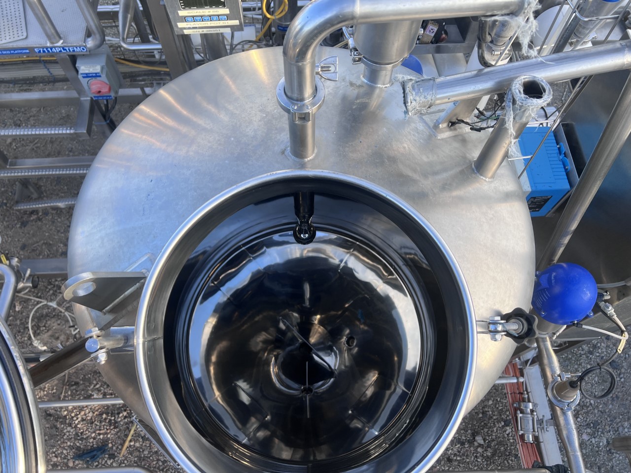 Used 100 GALLON SINGLE SHELL TANK