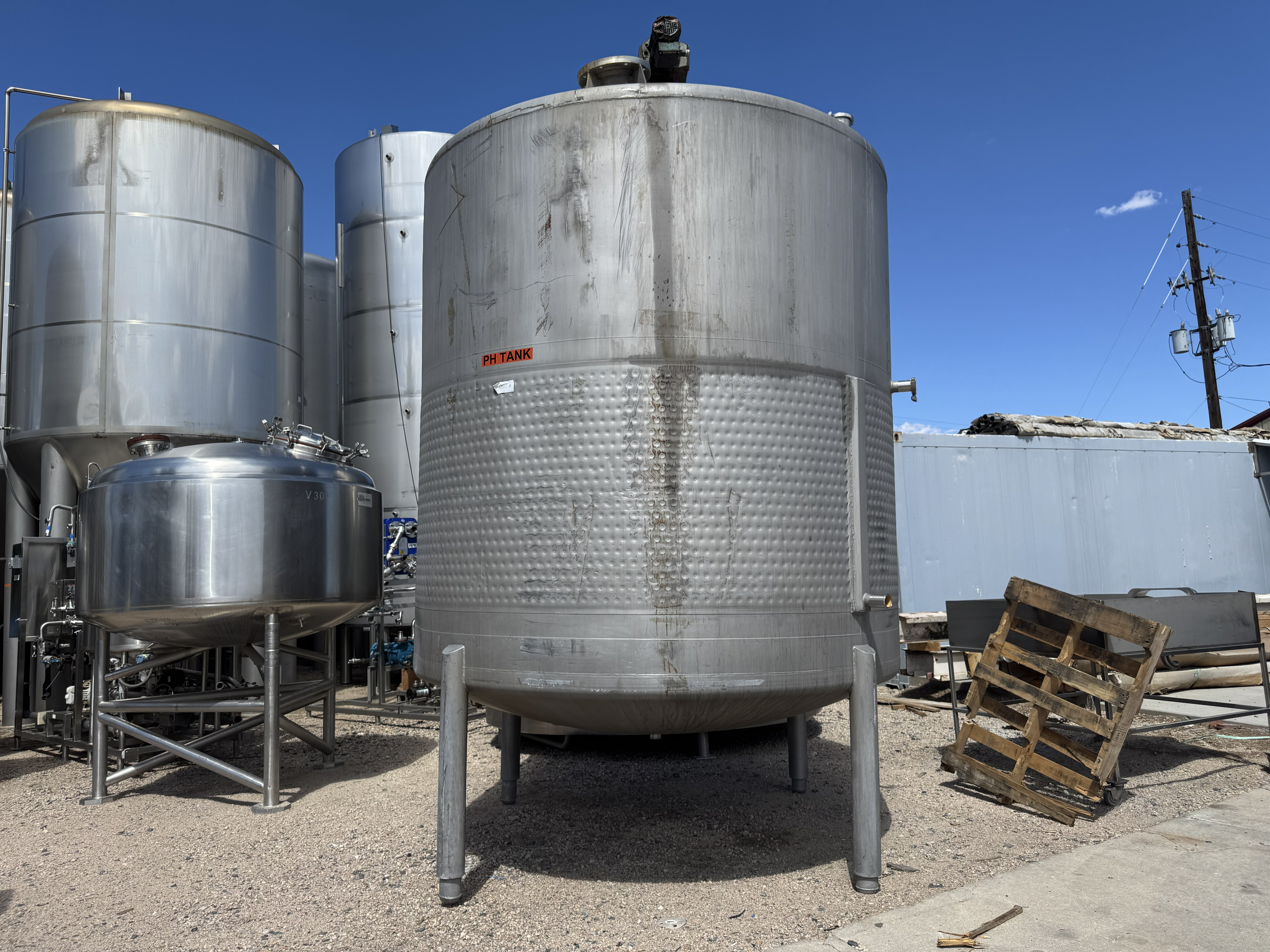 Used 3000 LITERS PROCESSOR TANK