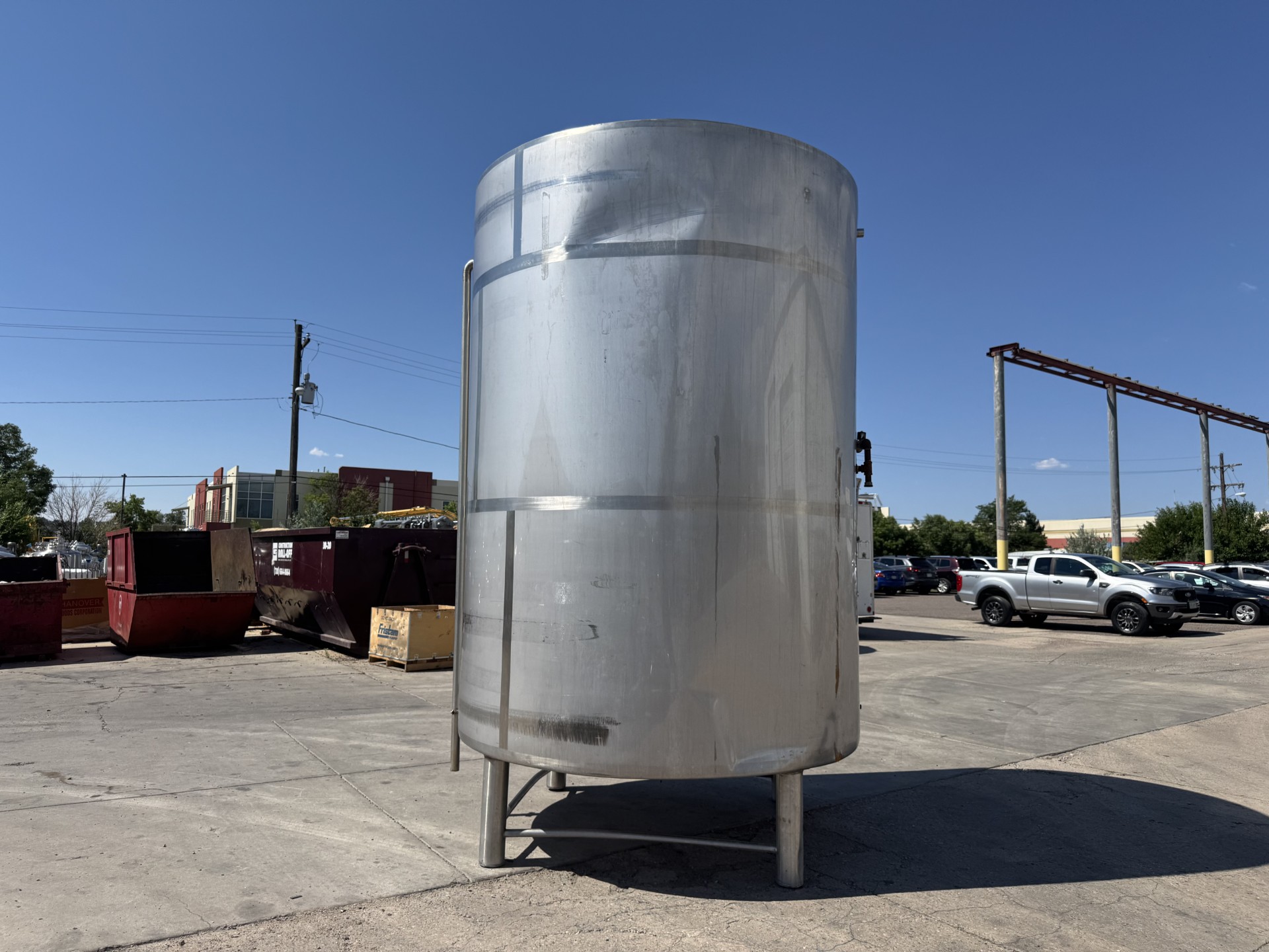 Refurbished 3000 GALLON JACKETED HOLD TANK