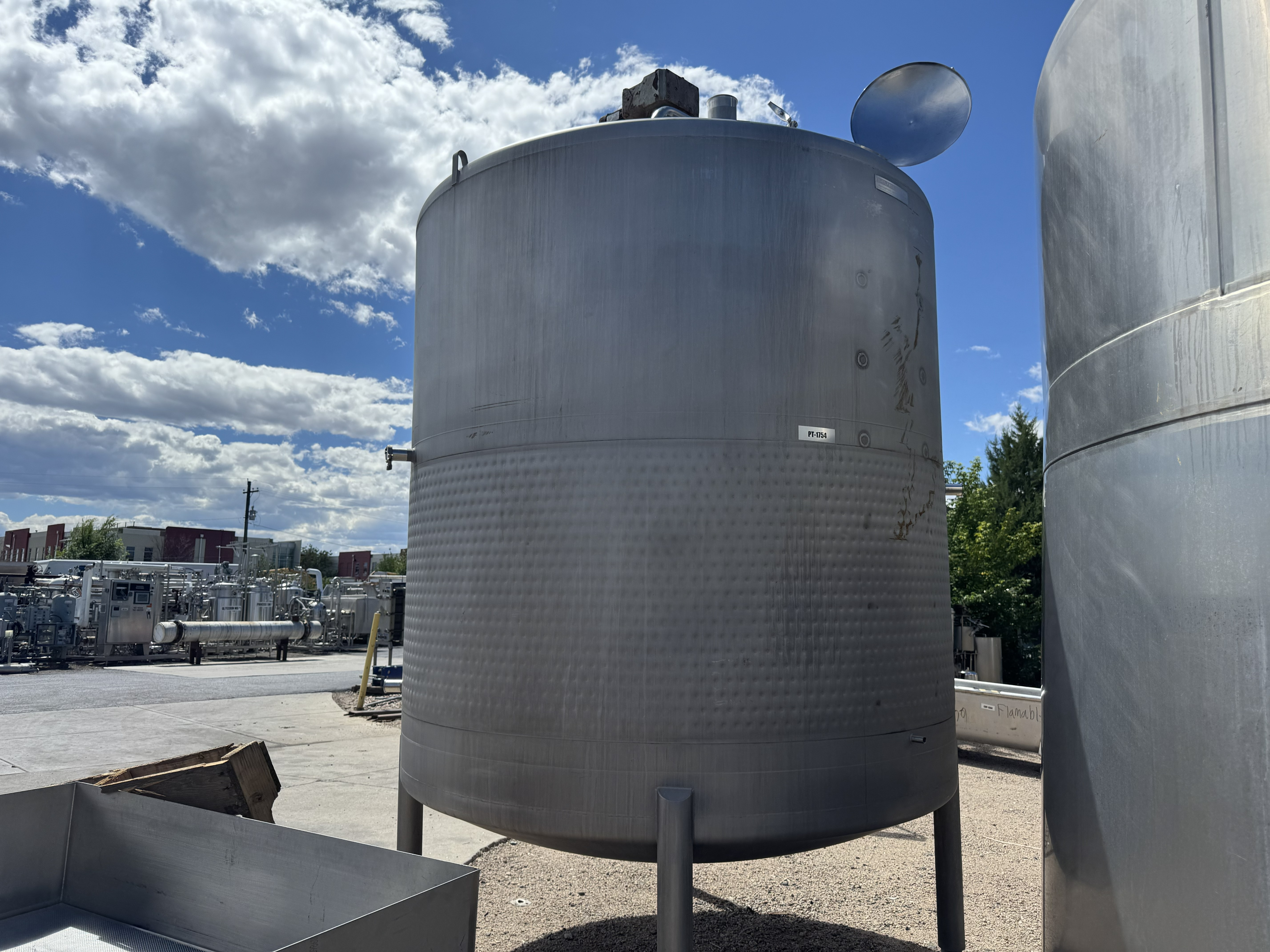 Used 3000 LITERS PROCESSOR TANK