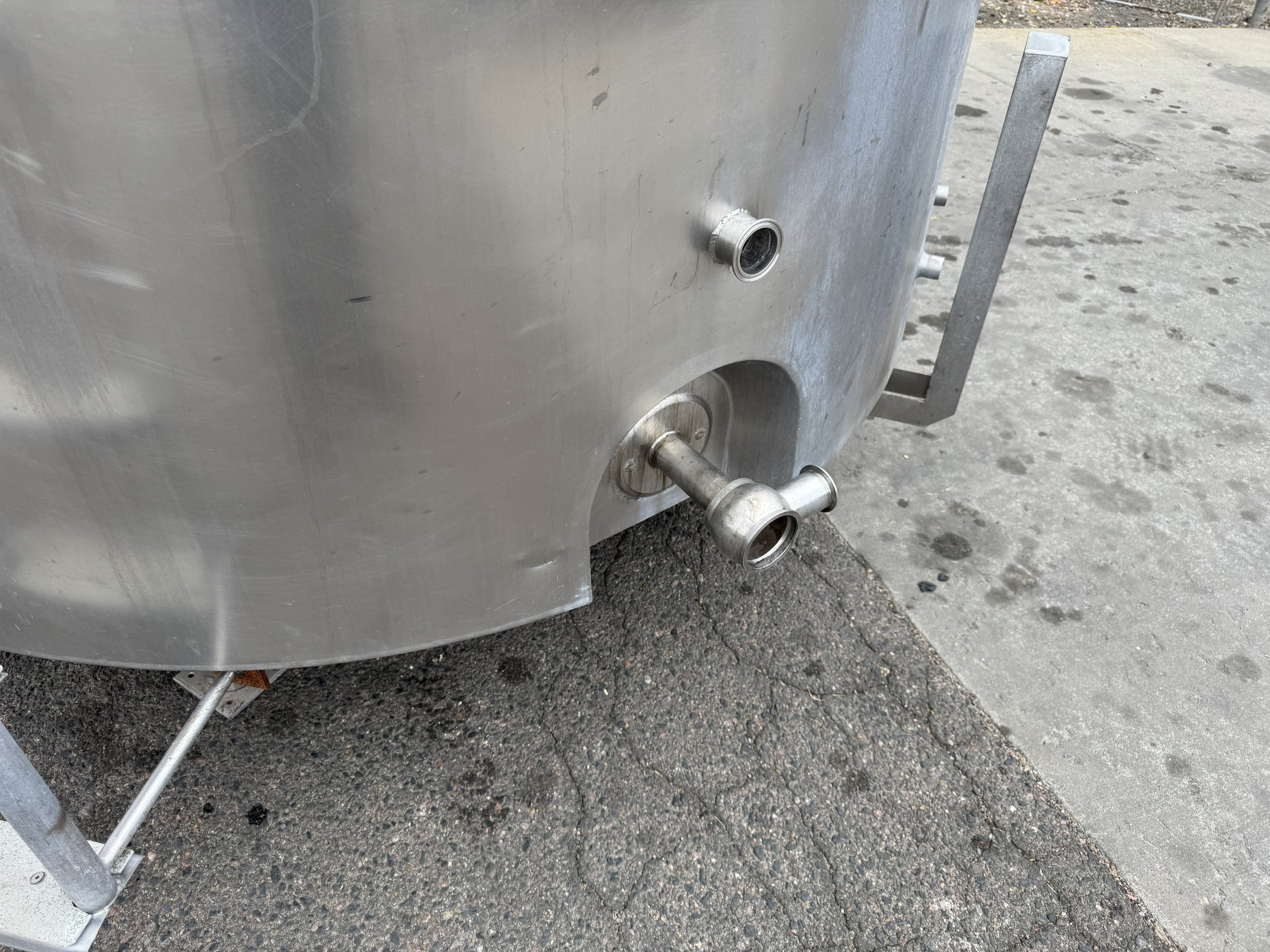 Used 1000 GALLON PROCESSOR