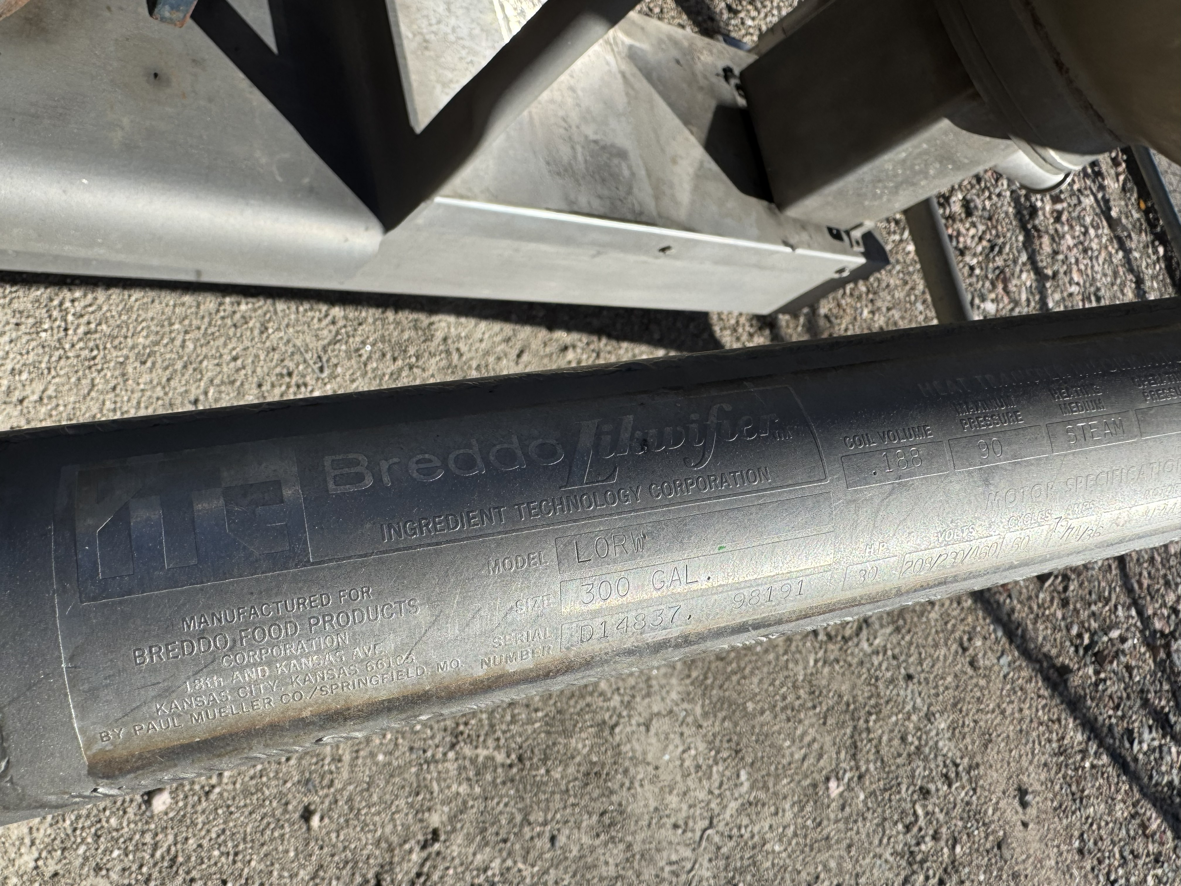 Refurbished 300 GALLON LIQUIFIER TANK