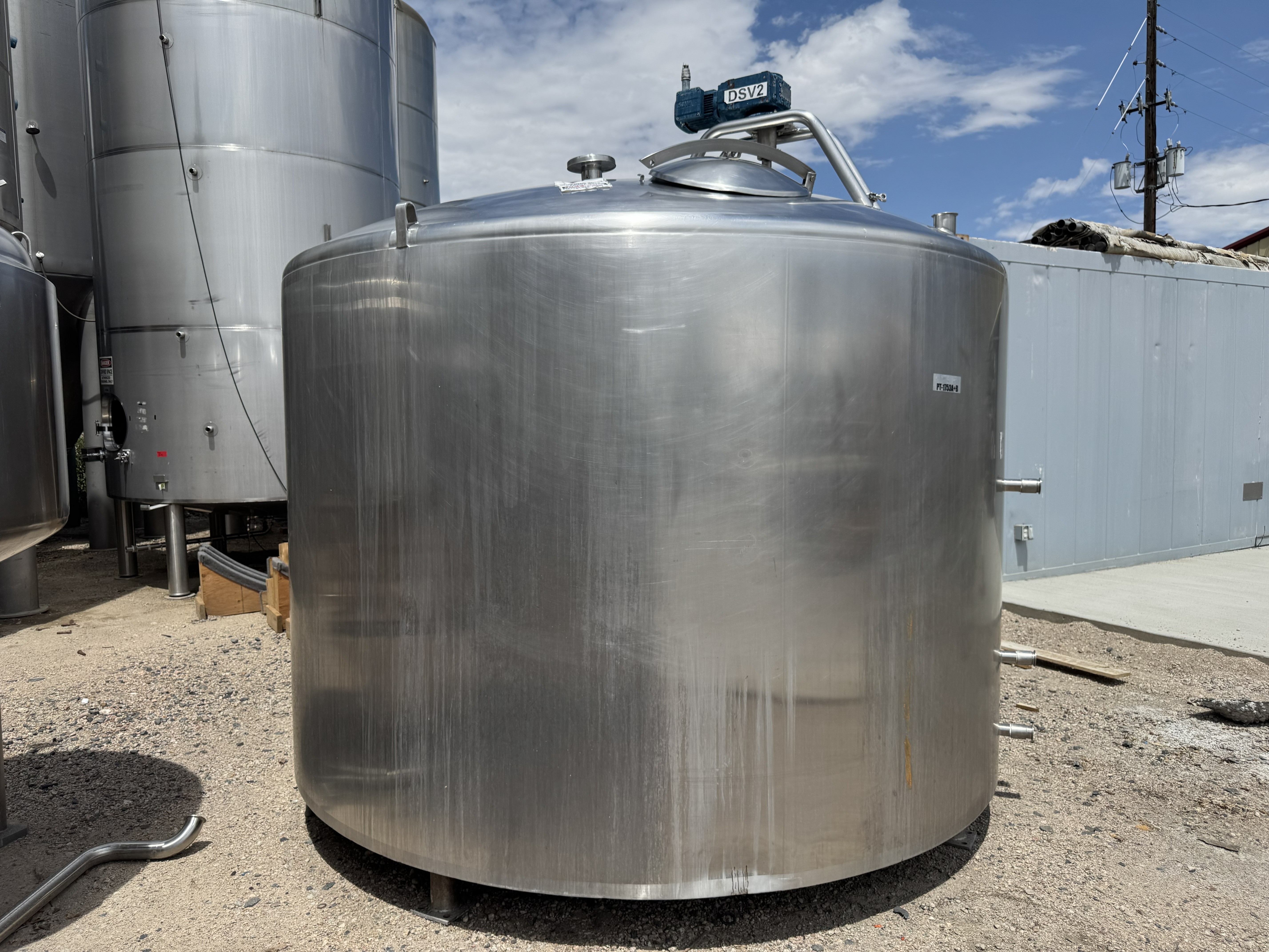 Refurbished 2,500 GALLON PASTEURIZER TANK