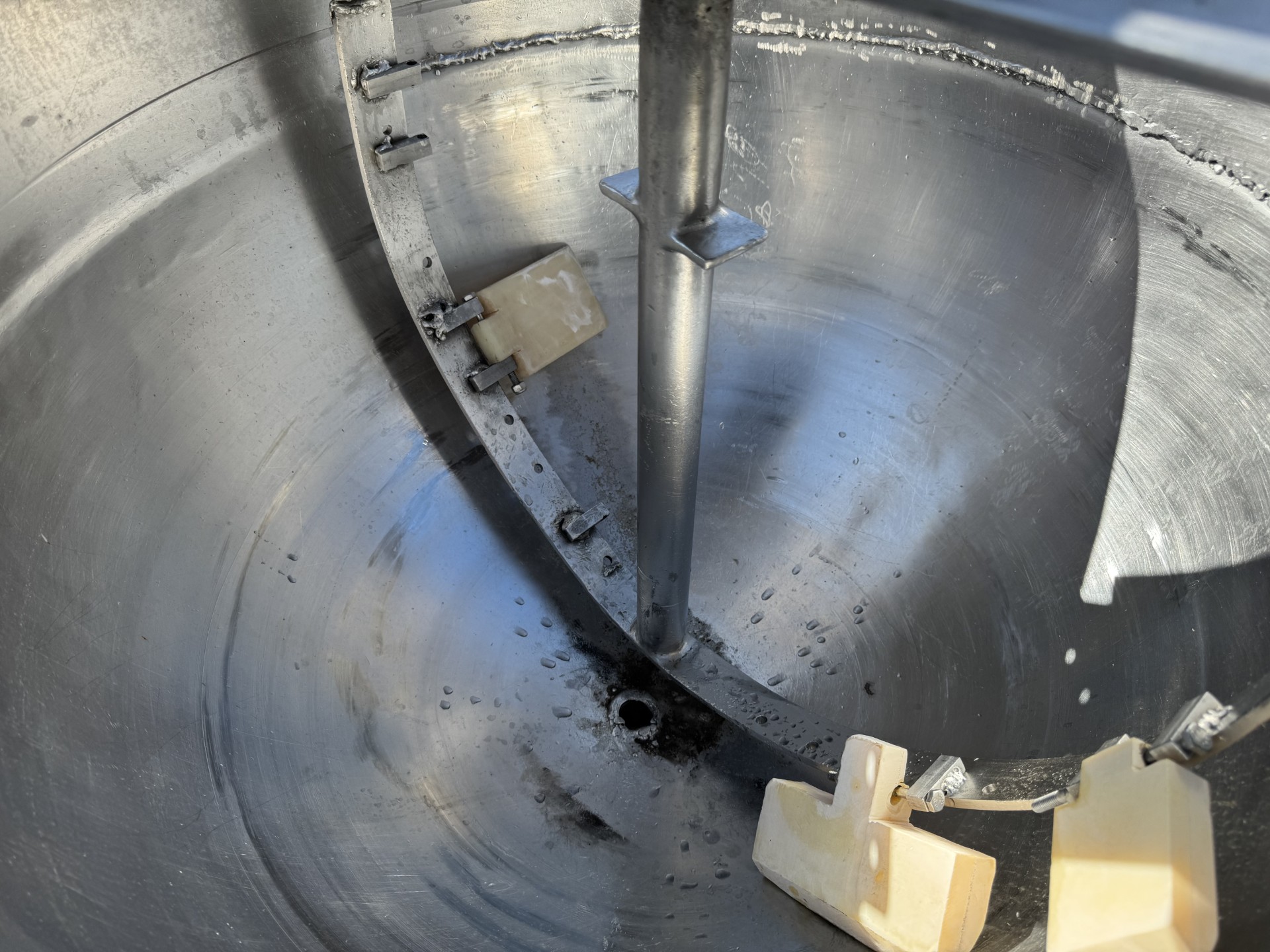 Refurbished 45 GALLON KETTLE TANK