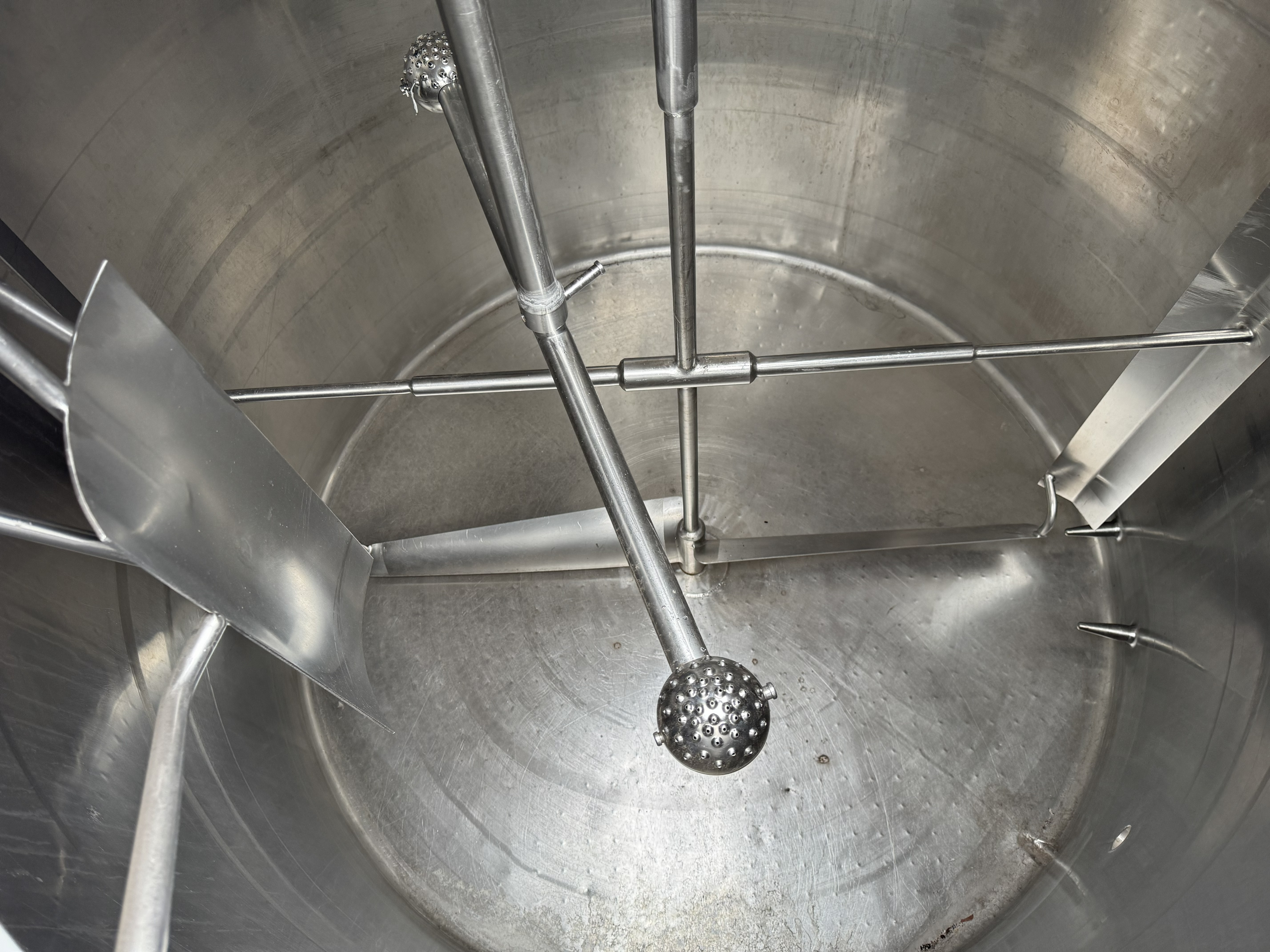 Used 1000 GALLON PROCESSOR