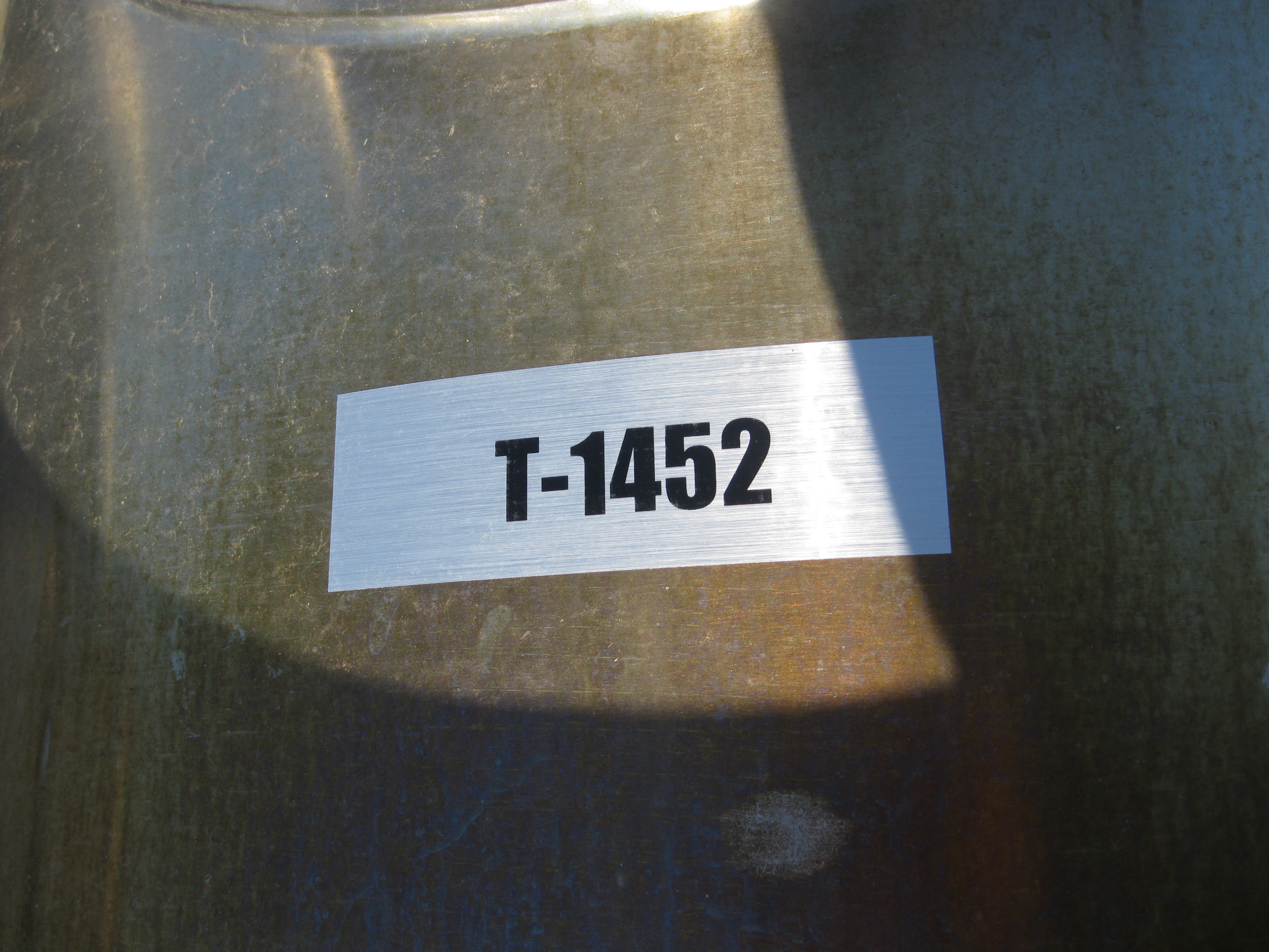 Used 200 GALLON VACUUM TANK APV