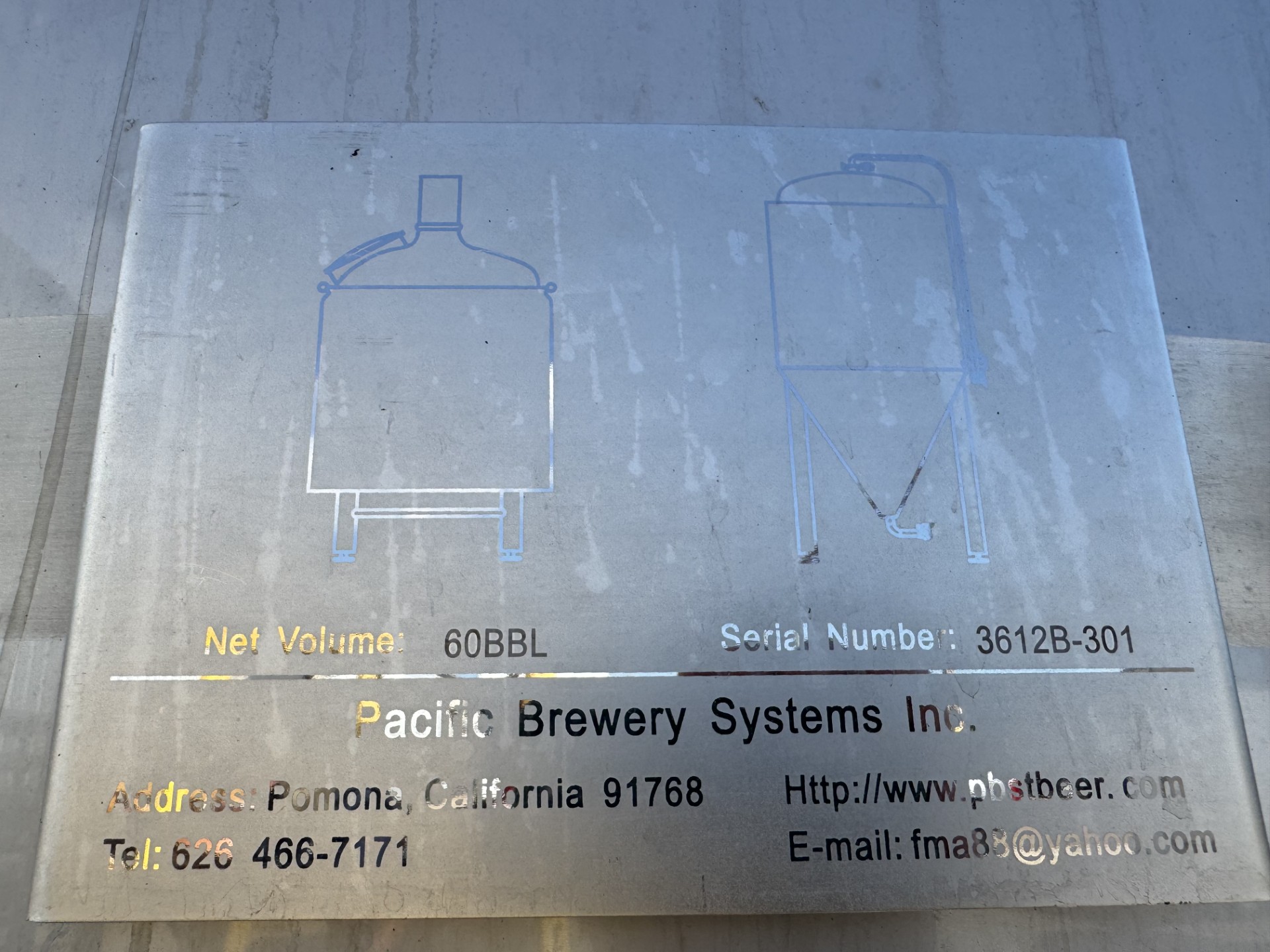 Refurbished 3000 GALLON JACKETED HOLD TANK