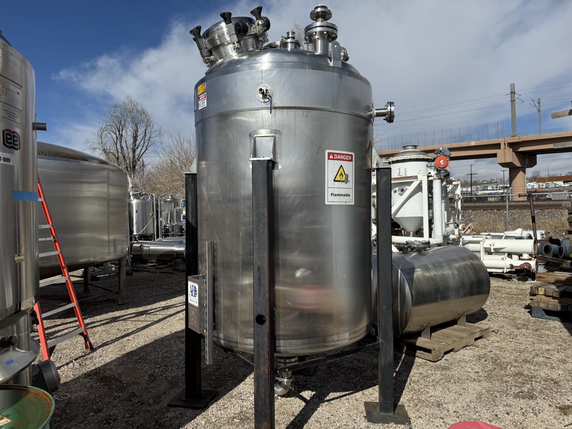 Refurbished 550 GALLON PROCESSOR TANK