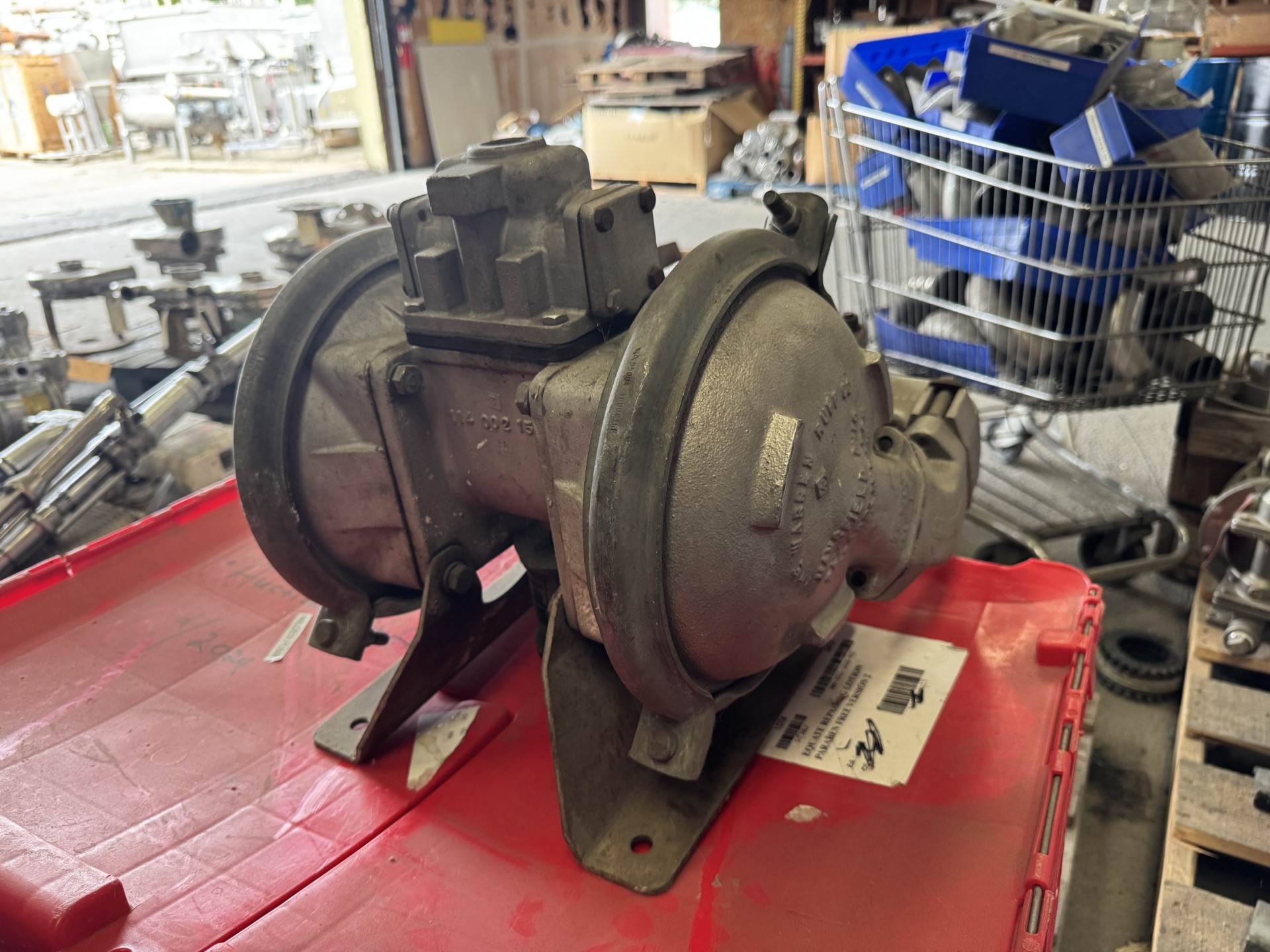 Used SANDPIPER SB 1 1/2-A DIAPHRAGM PUMP