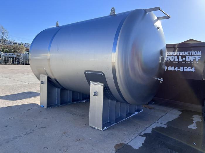 Used 2,500 GALLON CENTEC TANK