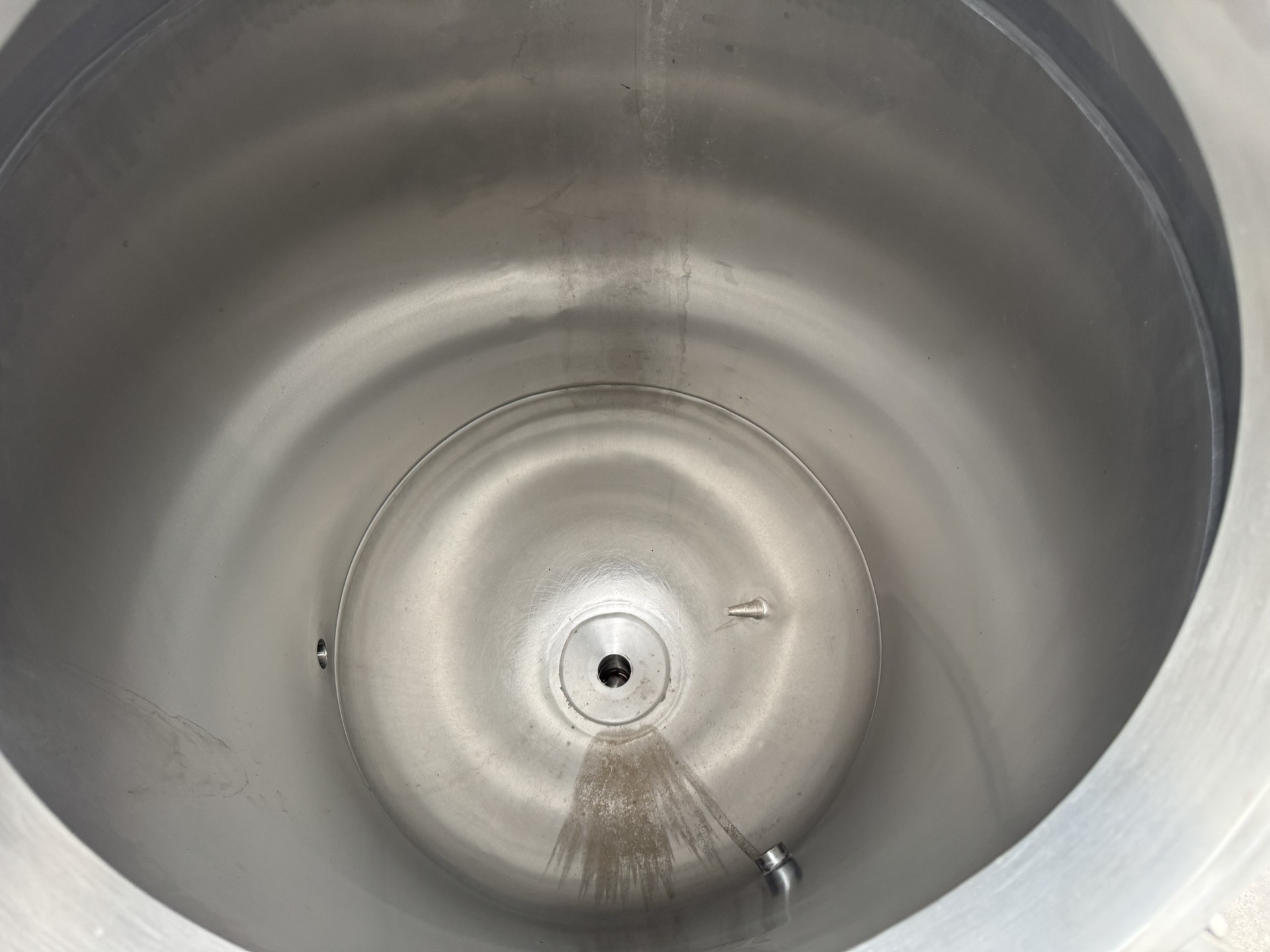 Refurbished 250 GALLON VACUUM TANK