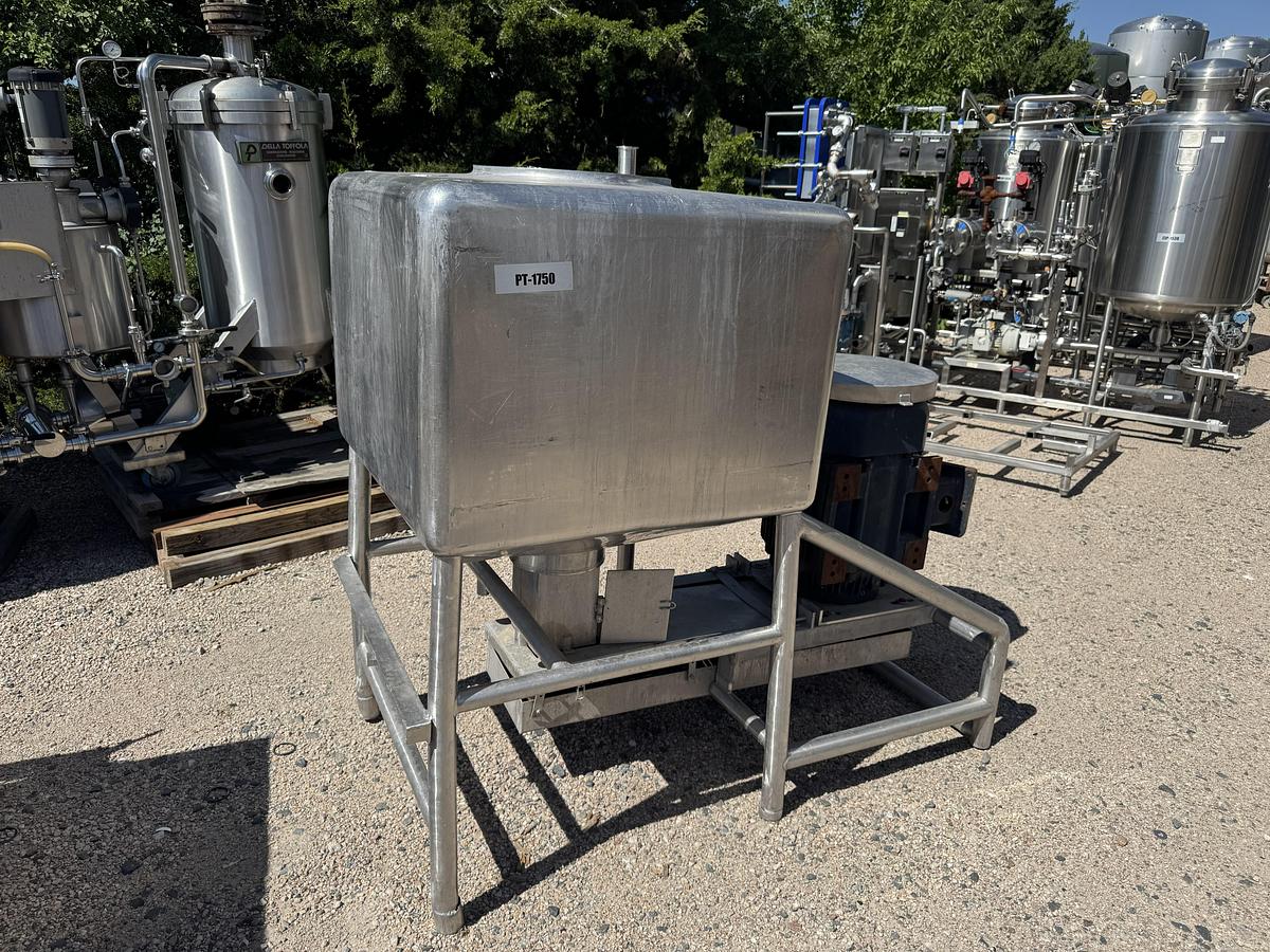 Tested 165 GALLON LIQUIFIER TANK