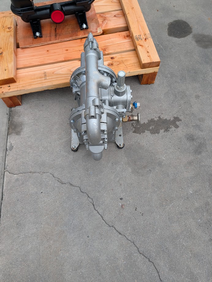 Used SANDPIPER AIR OPERATED DIAPHRAGM PUMP