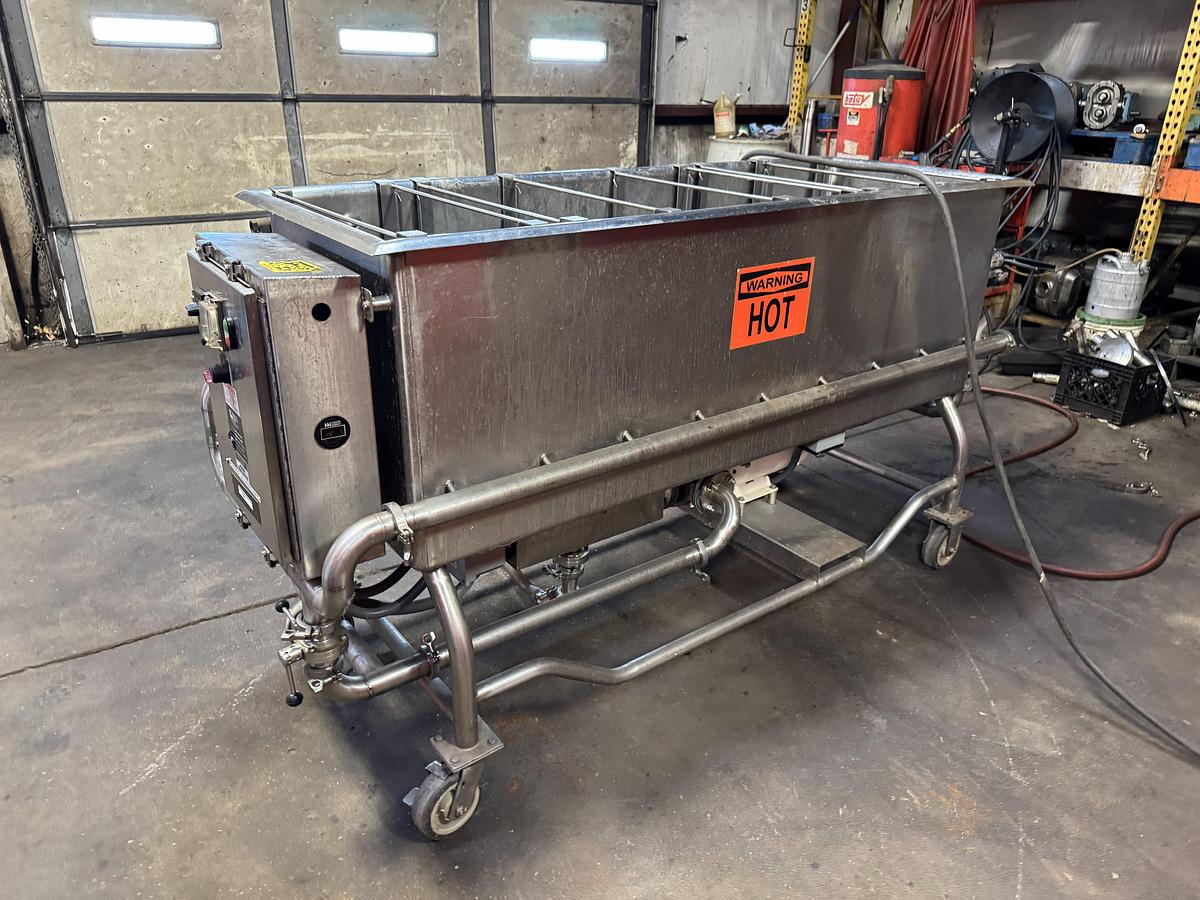 Used 180 GALLON COP TANK