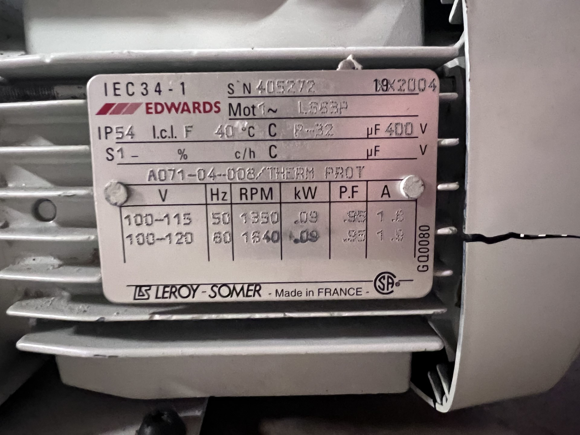 Used ROTARY VANE VACUUM PUMP