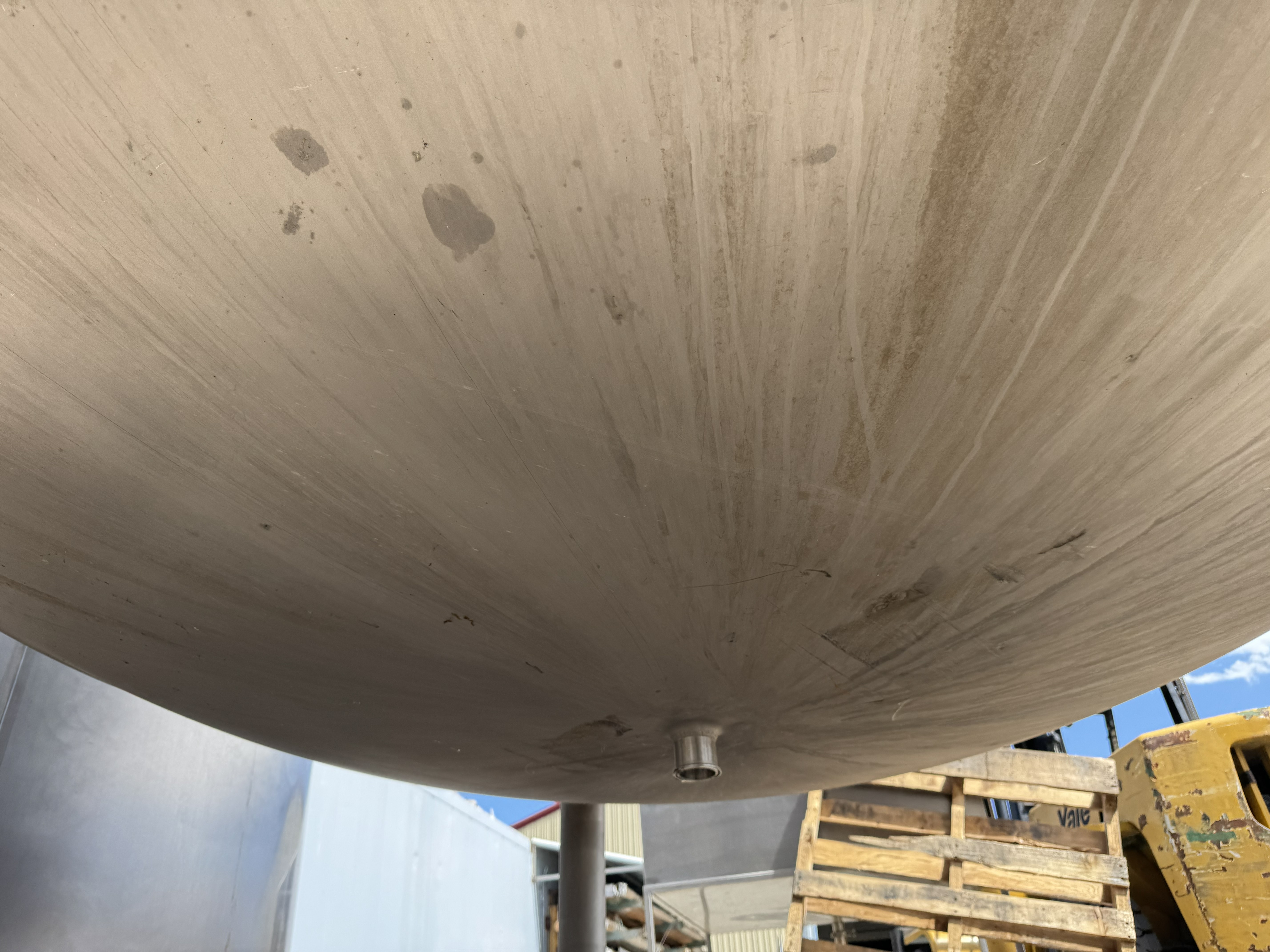 Used 3000 LITERS PROCESSOR TANK