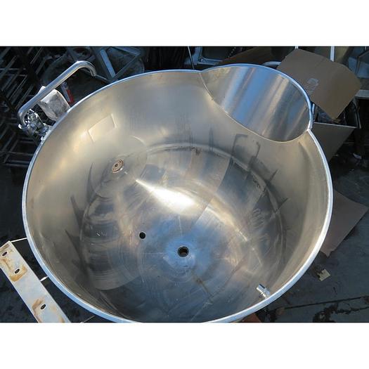 Used  CLEVELAND JC PARDO #HAMKDL- 200 GAL HORIZONTAL MIX AGITATION STATIONARY STEAM KETTLE (#776)