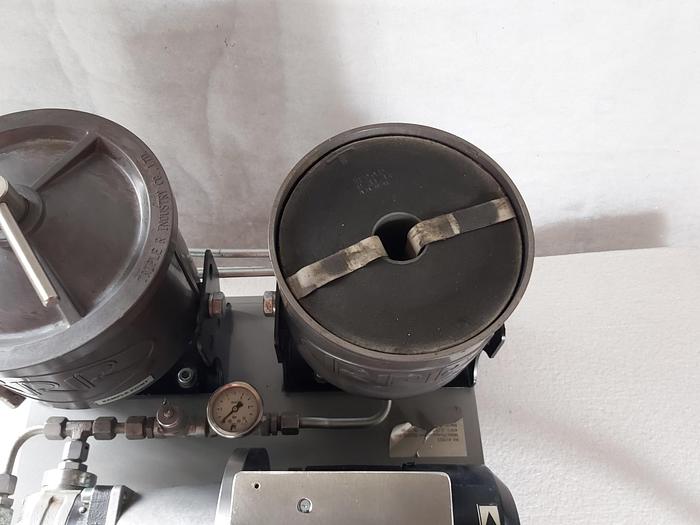 Gebraucht Hydraulikpumpe mit Filter, KP20.4-DO-82E2-LEA/EA, 2x R 100,  gebraucht-Top