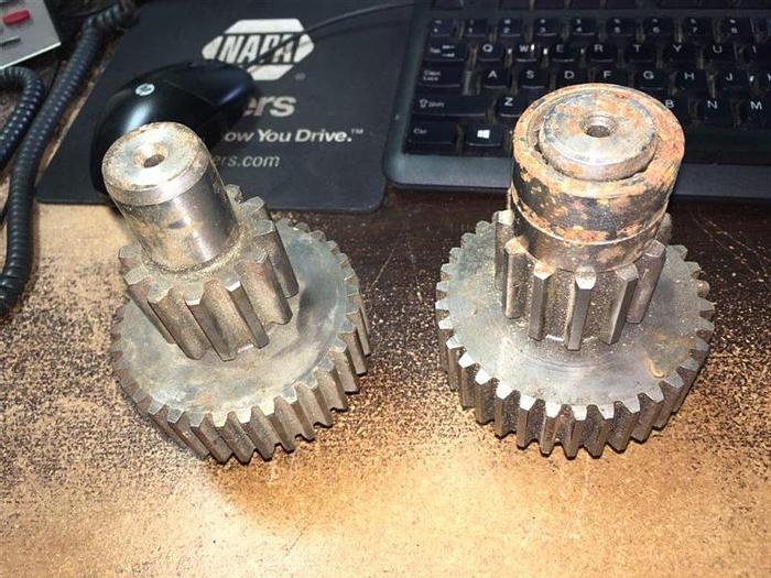 Used Ingersoll-Rand DRIVE GEAR Shaft - 50406867