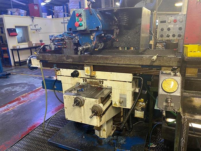 Used 2010 TOS Olomouc FGU 32 Universal Milling Machine