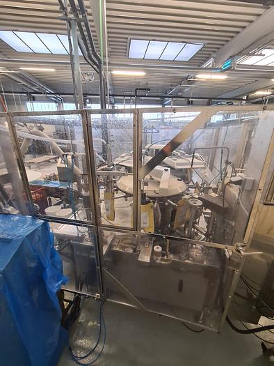 Gebraucht Abfüll - Linie für stückige Produkte in vorgefertigte Beutel