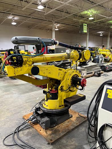 Used FANUC M900iA/260L, CLEANED AND TESTED, ONLY 4,958 HOURS