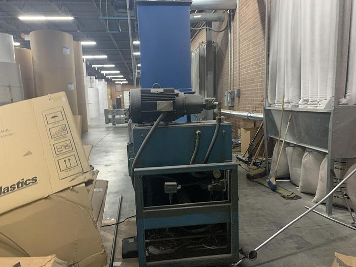 Used MAREN MODEL 423 281 HORIZONTAL CLOSED DOOR BALER -  PENDING SALE