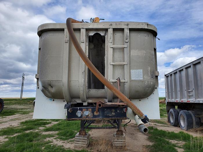 Used 32' End Dump / Slurry Trailer
