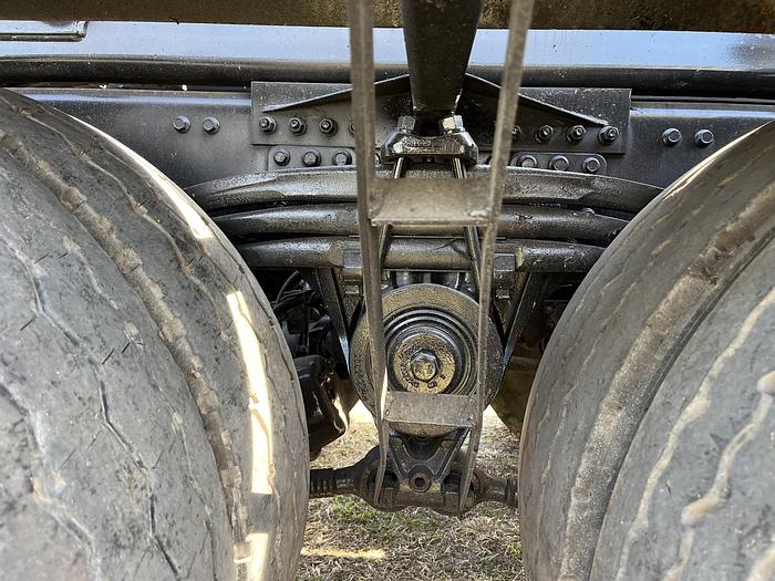 Used 2013 Volvo VHD Tandem-Axle Roll-Off Truck #5561