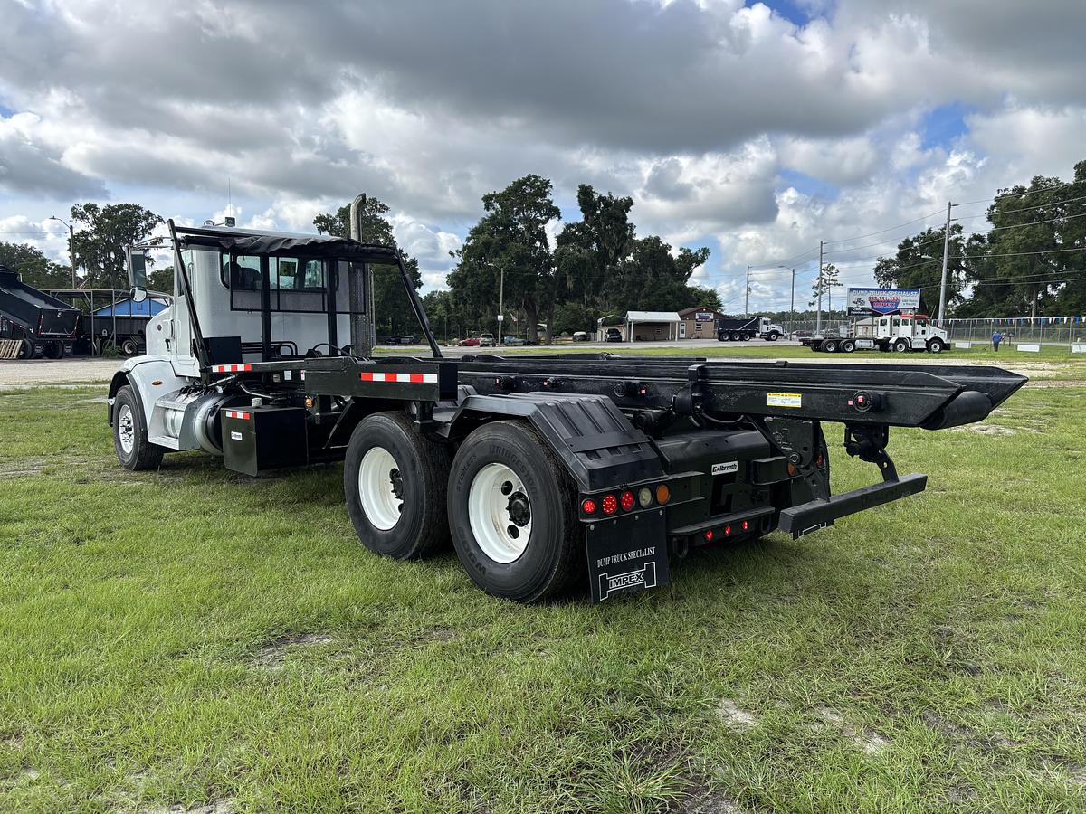 Used 2013 Peterbilt 365 Tandem-Axle Roll-Off Truck #5784