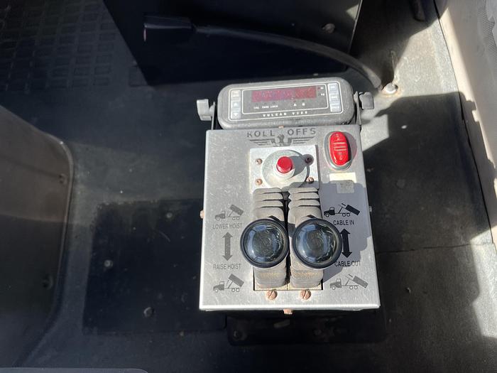 Used 2013 Volvo VHD Tandem-Axle Roll-Off Truck #5561