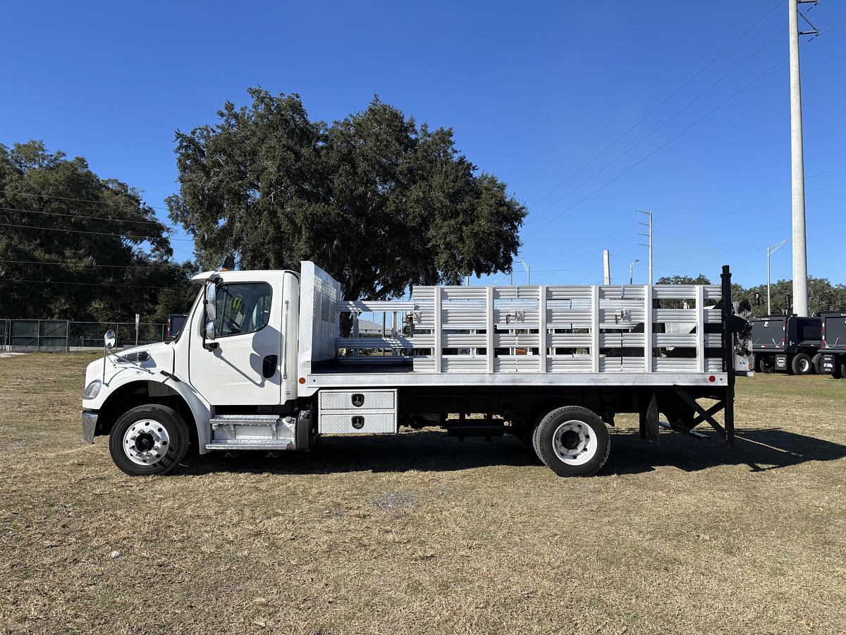 Used 2017 Freightliner M2 106 #5785