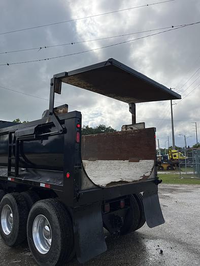 Used 2011 MACK GU173 Granite Tri-Axle Dump Truck #5607