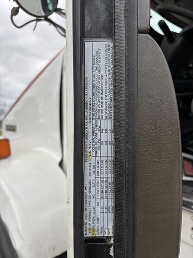 Used 2013 KW T800 Tri-Axle Cab