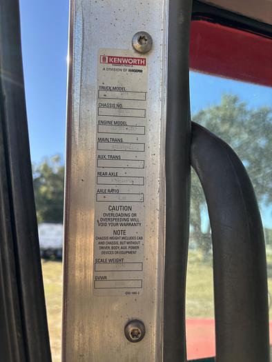 Used 2007 Kenworth W900 Tri-Axle Dump Truck