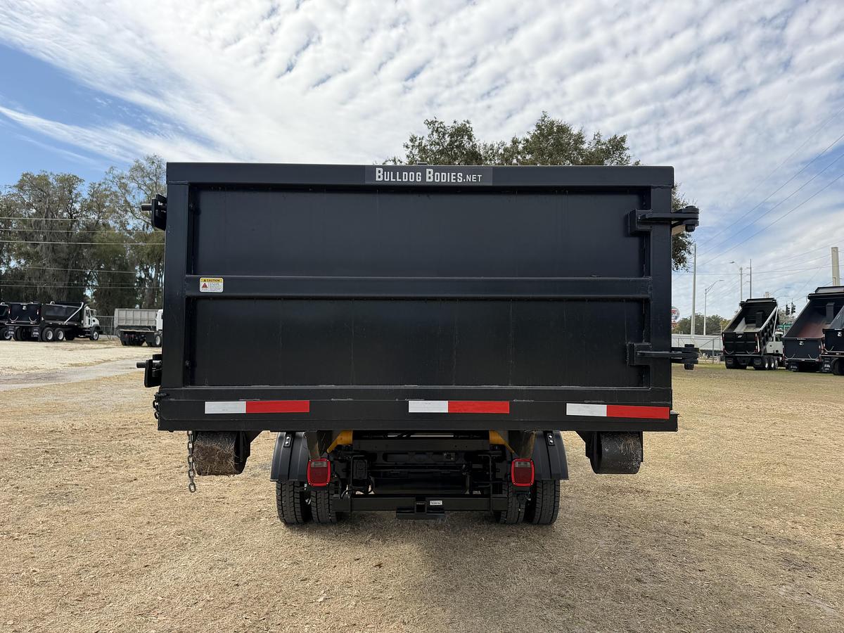 2023 Chevrolet Silverado 5500 Cab & Chassis #5801