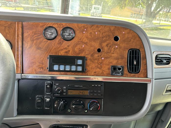 Used 2006 Peterbilt 357 Tri-Axle Dump Truck