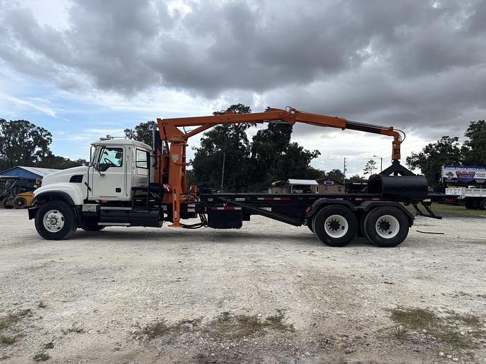 Used 2006 Mack CV713 Grapple Roll-Off Truck #5753