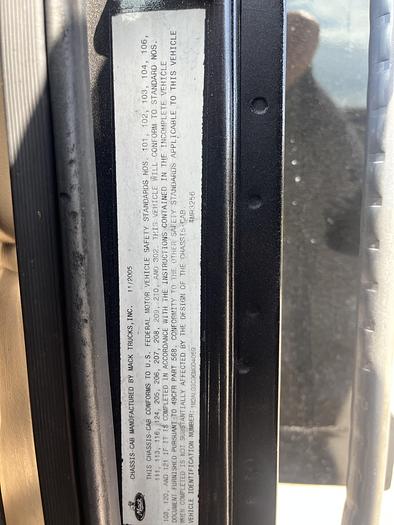 Used 2011 MACK GU173 Granite Tri-Axle Dump Truck #5607