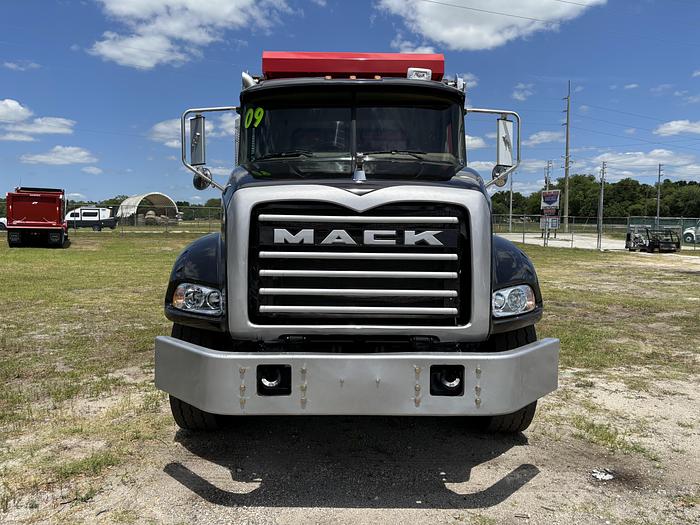 Used 2009 Mack GU813 Tri-Axle Dump Truck