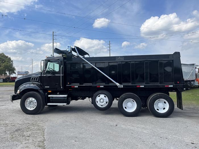 Used 2011 MACK GU173 Granite Tri-Axle Dump Truck #5607