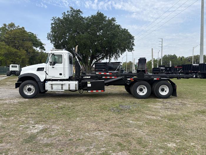 Used 2013 Mack GU713 Tandem-Axle Roll-Off Truck