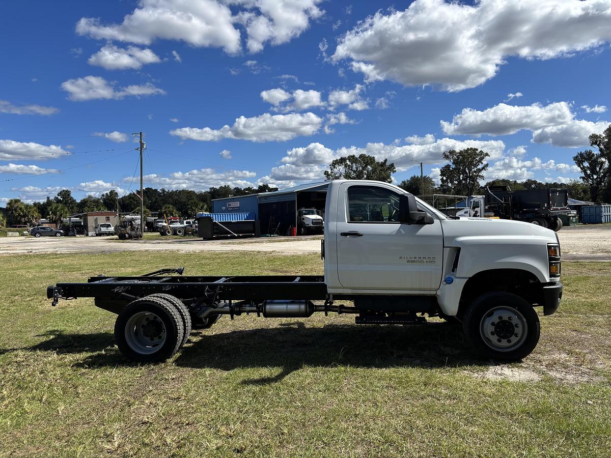 Used 2023 Chevrolet Silverado 5500 Cab & Chassis #5781