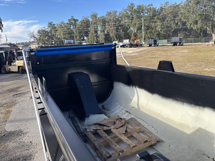 NEW WARREN WAR DEMOLITION DUMP BODIES