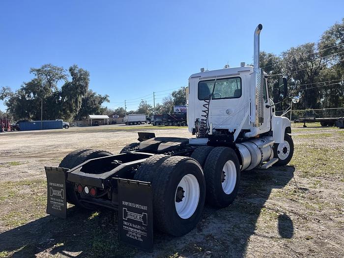 Used 2007 Mack CHN613