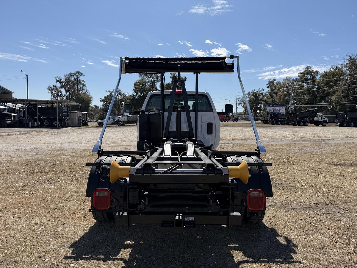 2023 Chevrolet Silverado 5500 Cab & Chassis #5801
