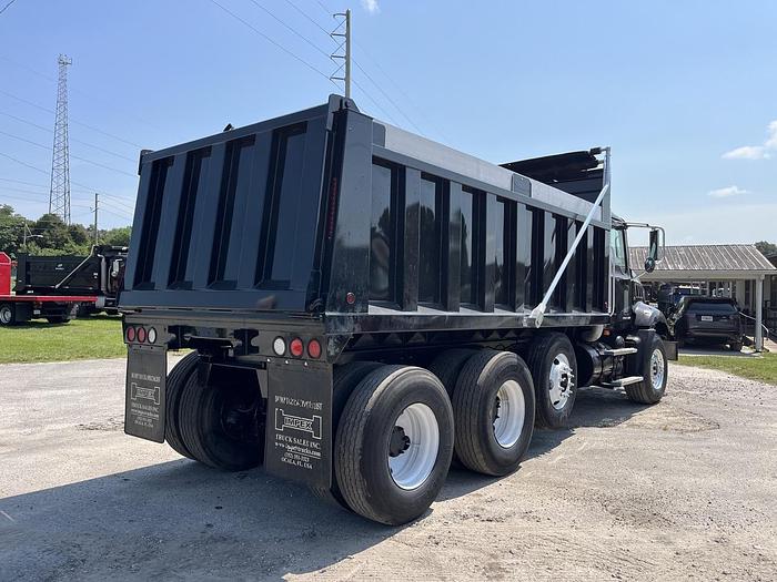 Used 2009 Mack GU813 Tri-Axle Dump Truck #5673
