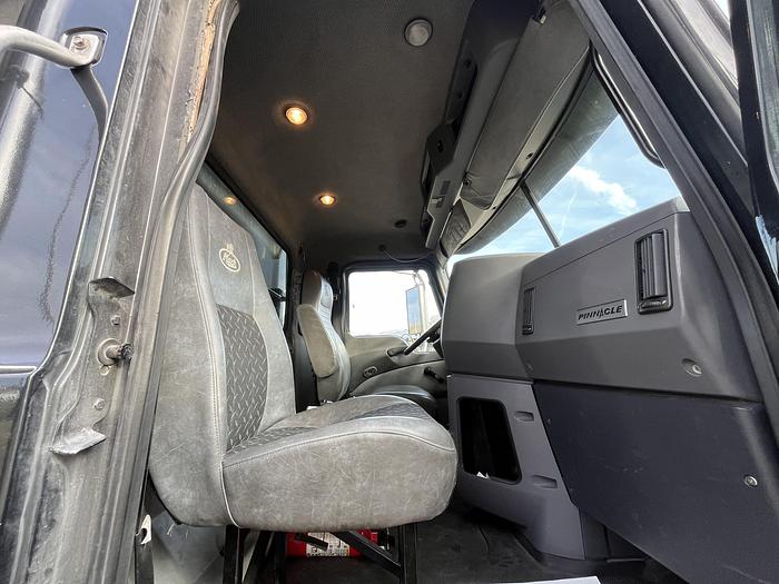 Used 2009 Mack GU813 Tri-Axle Dump Truck #5673